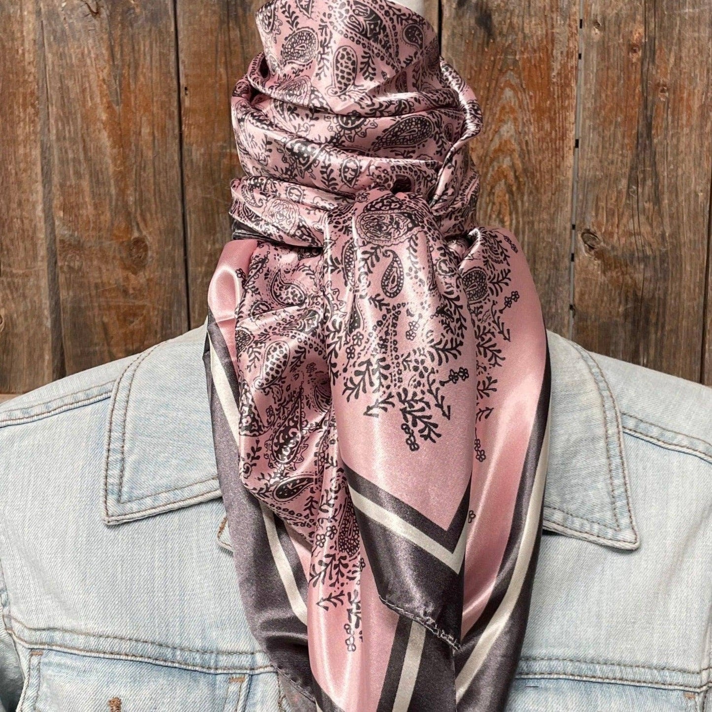 35X35" Pink & Grey Paisley Wild Rag/Scarf WR3409
