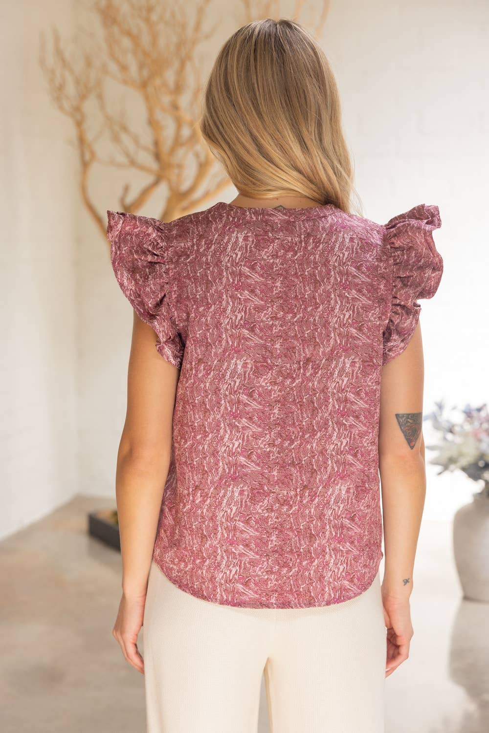 Ruffled Cap Sleeve Jacquard Top