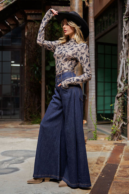 Mesh Western Horse Graphic Mock Neck Top ✨