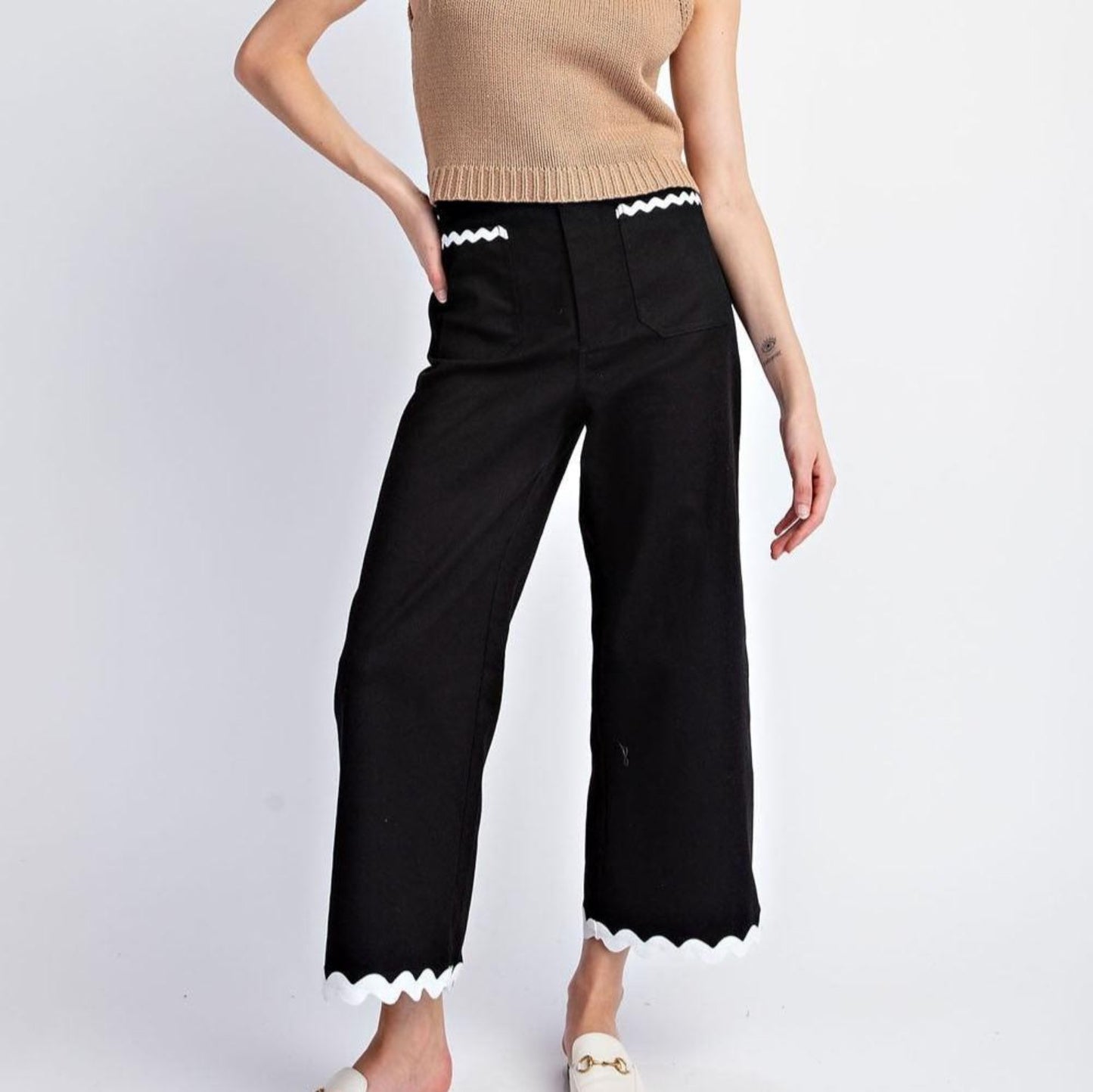 Ric Rac Trim Cropped Straight Leg Pants