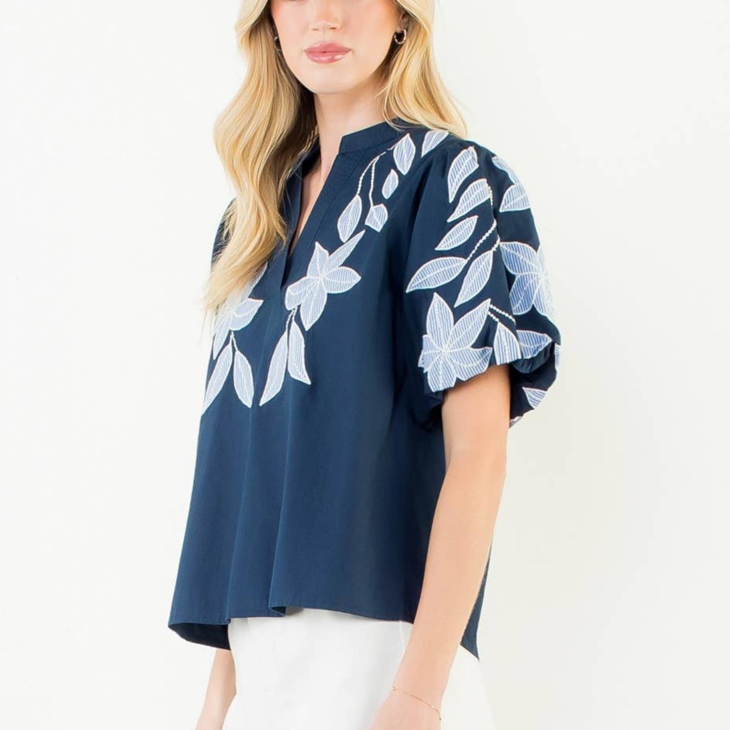 Puff Sleeve Floral Embroidery V-Neck Top